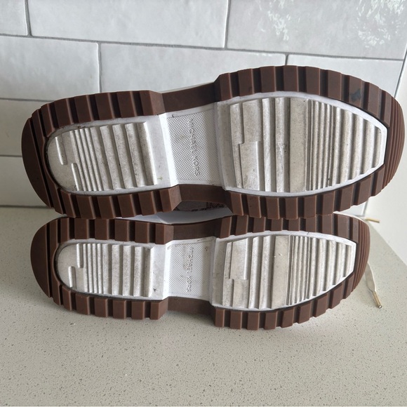 Michael Kors Muse Trainer Mk Outline Jacquard in Light Cream Size: 8.5 M - Picture 8 of 9